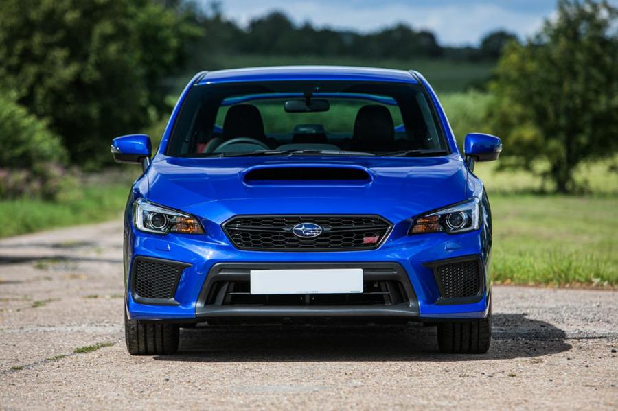  Subaru WRX STI Final Edition 2017 года  (UK) (фото 5 из 21)